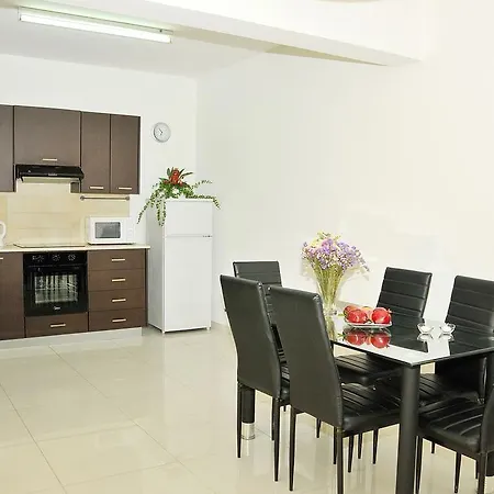 Georgia's Luxury Apartment
